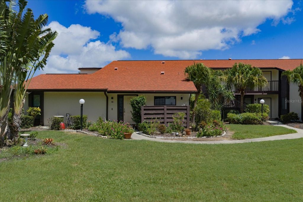 5400 34TH STREET W 15D, BRADENTON, FL 34210 — exterior