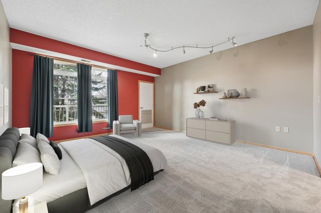 2530 E 34th Street 213, Minneapolis, MN 55406