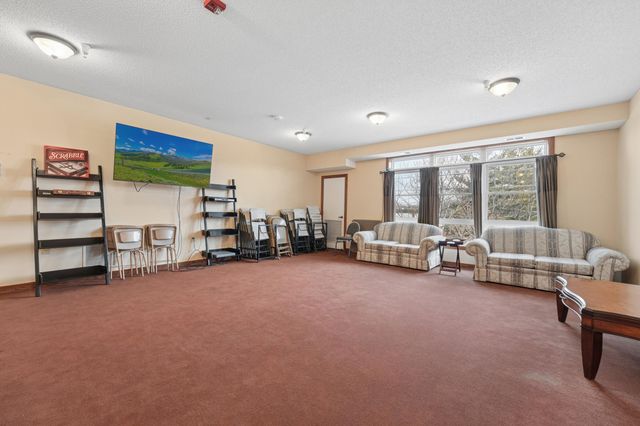 2530 E 34th Street 213, Minneapolis, MN 55406