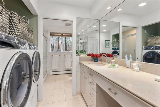 21 Gail Rd, Weston, MA 02493