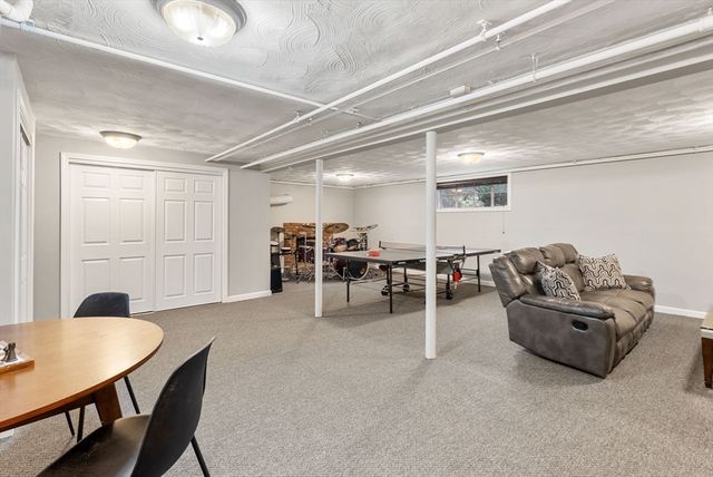 21 Gail Rd, Weston, MA 02493