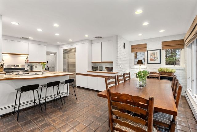 21 Gail Rd, Weston, MA 02493