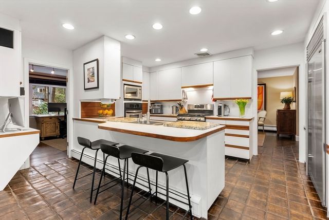 21 Gail Rd, Weston, MA 02493