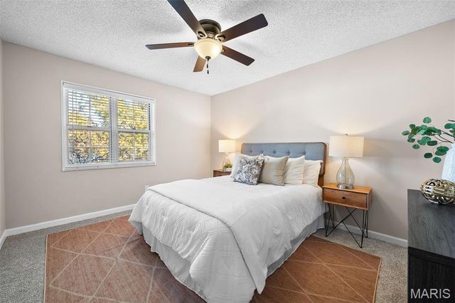 1530 Swallow Drive, Brentwood, MO 63144