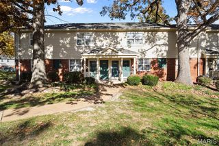 1530 Swallow Drive, Brentwood, MO 63144