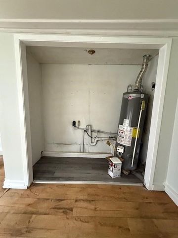 1837 W Houston Street, Paris, TX 75460