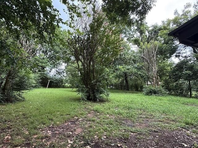 1837 W Houston Street, Paris, TX 75460