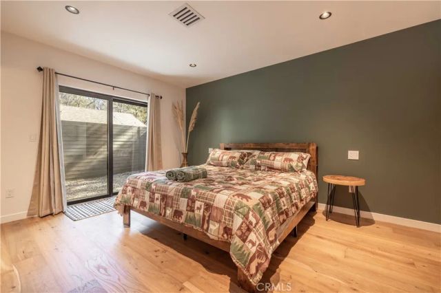 259 Victoria, Sugarloaf, CA 92386