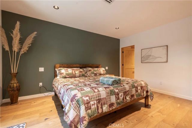 259 Victoria, Sugarloaf, CA 92386