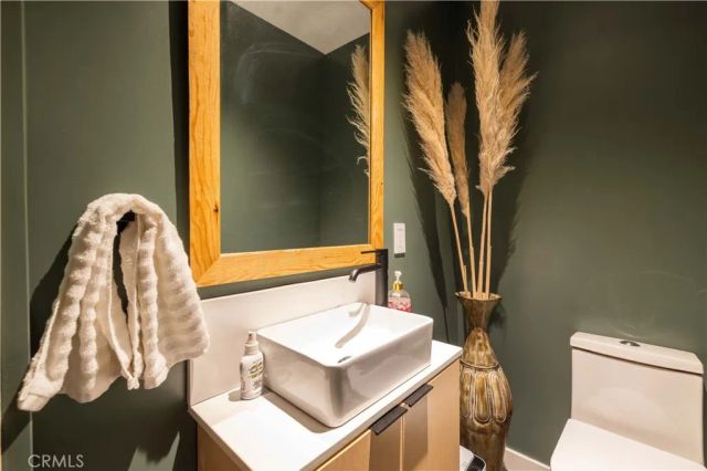 259 Victoria, Sugarloaf, CA 92386