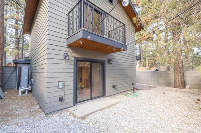 259 Victoria, Sugarloaf, CA 92386