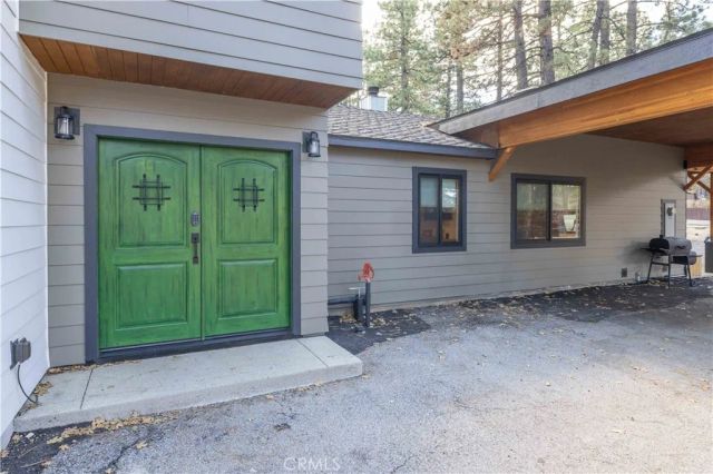 259 Victoria, Sugarloaf, CA 92386