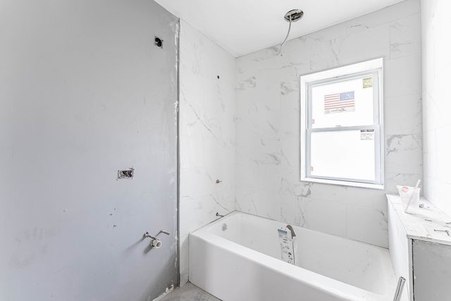 1400 S 17th Avenue, Maywood, IL 60153