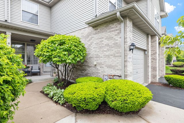 9051 Mansfield Drive, Tinley Park, IL 60487