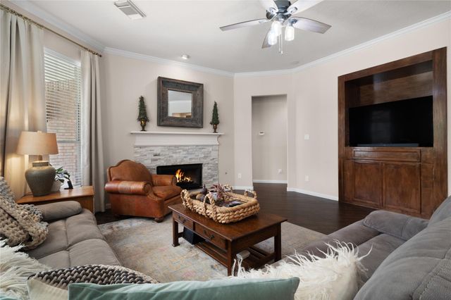 2311 Chasebrook Trail Trail W, Kingwood, TX 77345