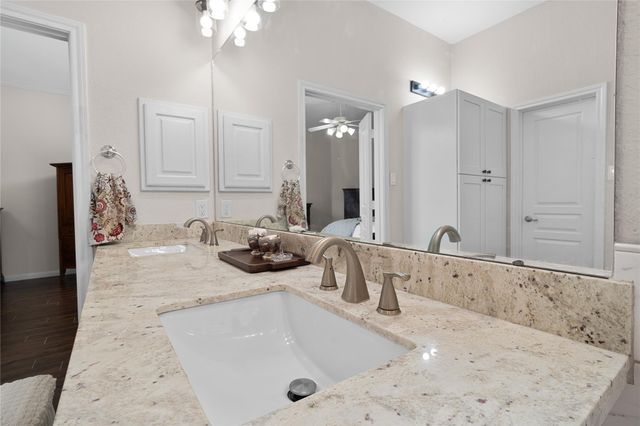 2311 Chasebrook Trail Trail W, Kingwood, TX 77345