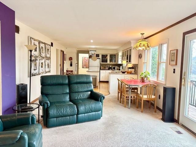 460 Woodland Hills Drive, Churchill Boro, PA 15235