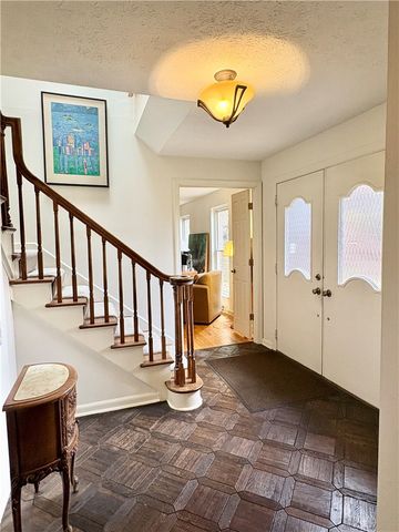 460 Woodland Hills Drive, Churchill Boro, PA 15235