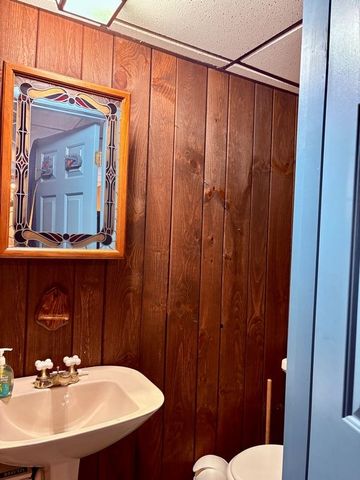 460 Woodland Hills Drive, Churchill Boro, PA 15235