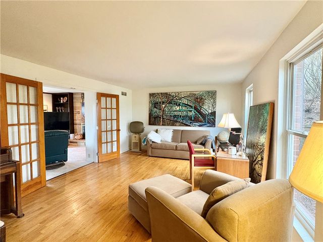 460 Woodland Hills Drive, Churchill Boro, PA 15235