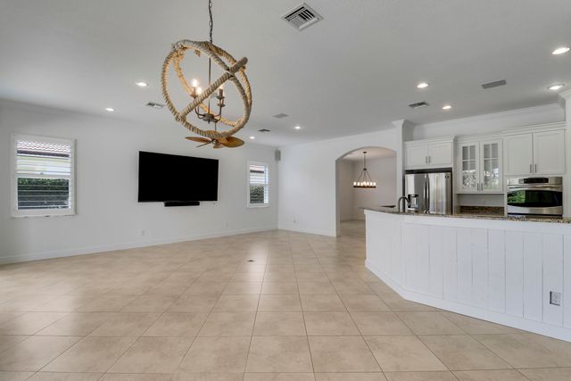 119 Steeple Circle, Jupiter, FL 33458