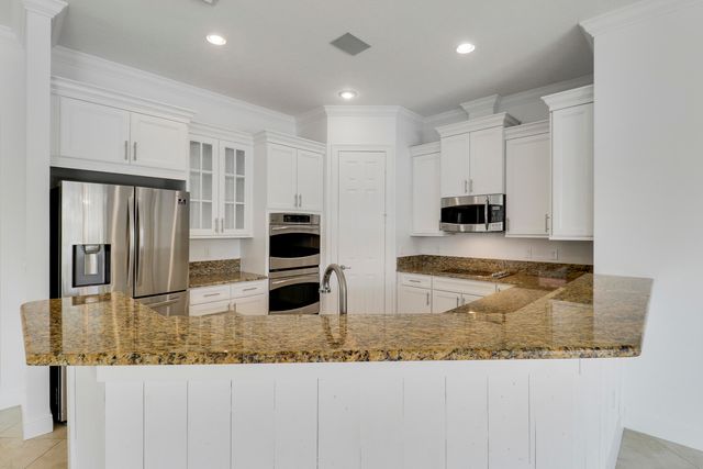 119 Steeple Circle, Jupiter, FL 33458