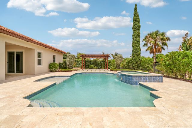 119 Steeple Circle, Jupiter, FL 33458