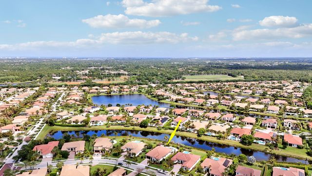 119 Steeple Circle, Jupiter, FL 33458