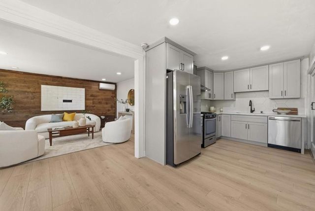 714 Santa Rosa Street, Sunnyvale, CA 94085