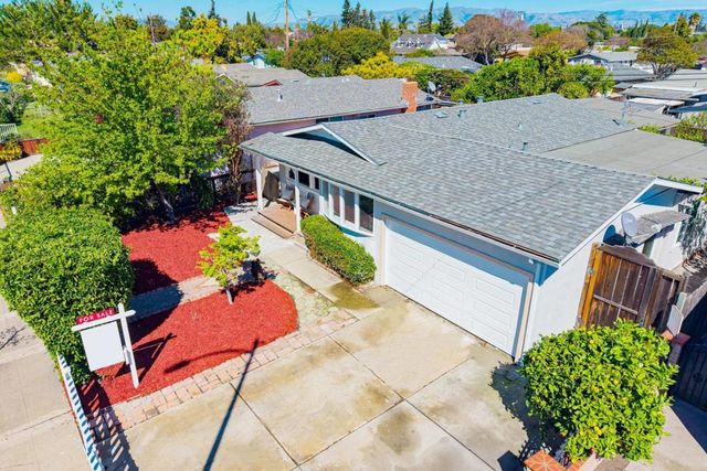 714 Santa Rosa Street, Sunnyvale, CA 94085