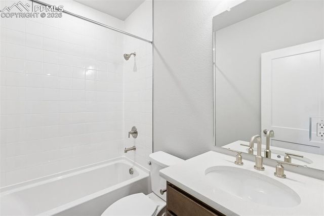 4454 Peak Crest View, Colorado Springs, CO 80918