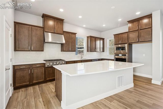 4454 Peak Crest View, Colorado Springs, CO 80918