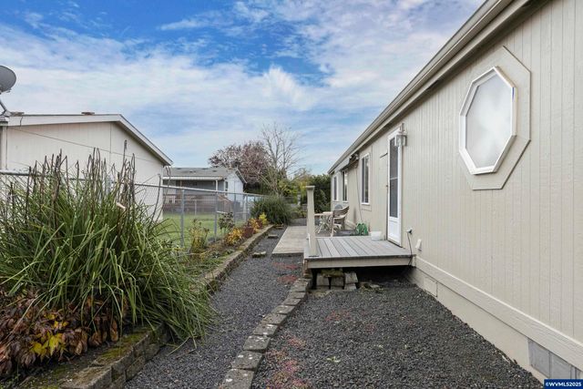 1156 SW Westvale St 197, Mcminnville, OR 97128