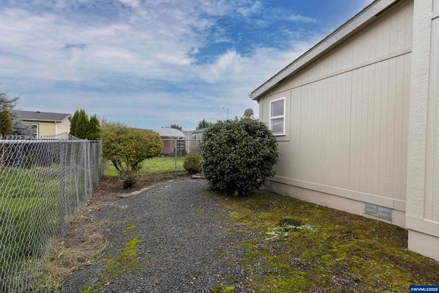 1156 SW Westvale St 197, Mcminnville, OR 97128