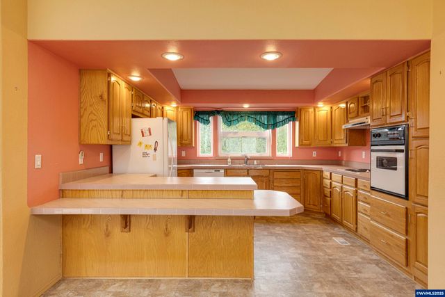 1156 SW Westvale St 197, Mcminnville, OR 97128