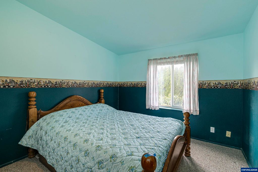 Image 13 of property listing at 1156 SW Westvale St 197, Mcminnville, OR 97128