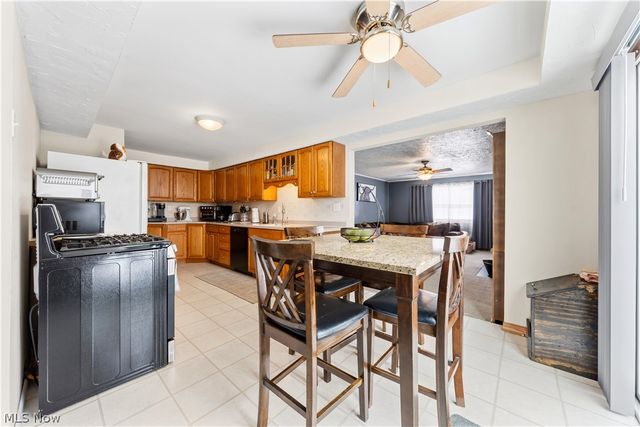 6040 Reynolds Road, Mentor On The Lake, OH 44060