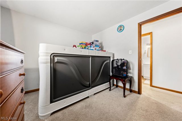 6040 Reynolds Road, Mentor On The Lake, OH 44060