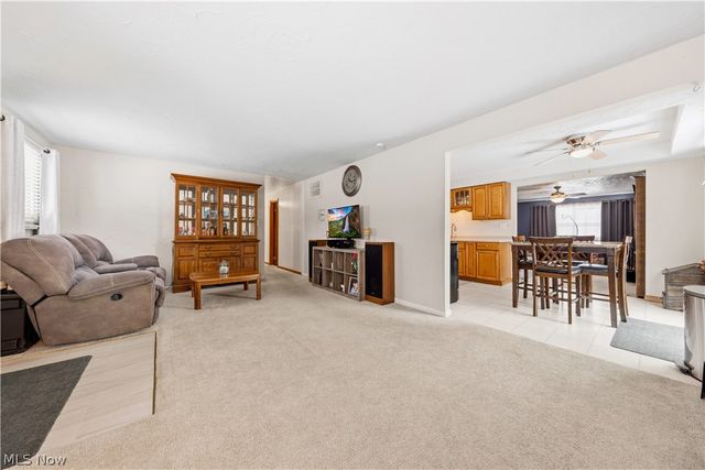 6040 Reynolds Road, Mentor On The Lake, OH 44060