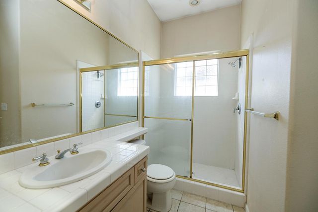 4621 Via Fiori, Modesto, CA 95357