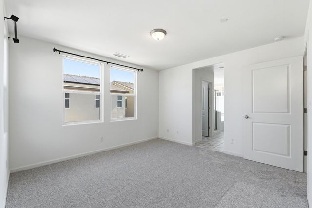 115 Capstone Way S, Madera, CA 93636