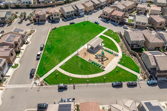 115 Capstone Way S, Madera, CA 93636