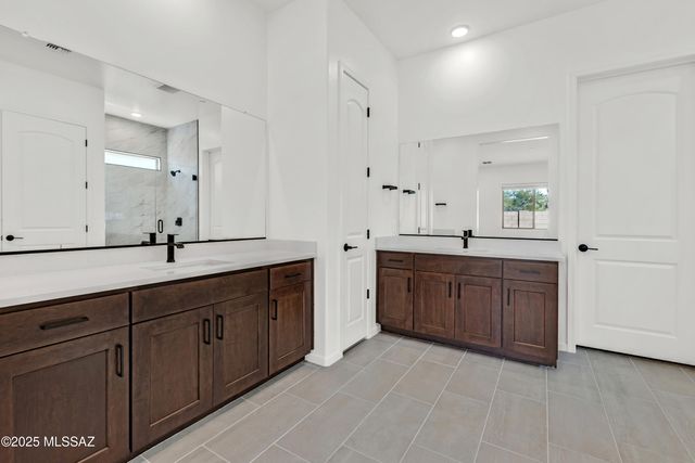 14733 N Blue Juniper Lane, Marana, AZ 85658