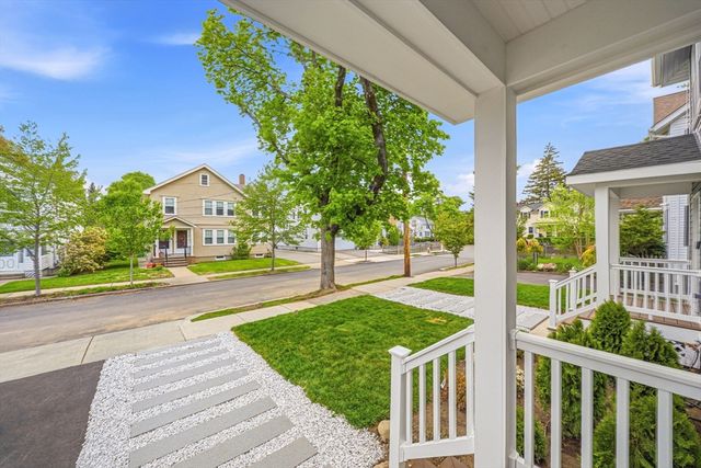 54 Rangeley Rd 54, Newton, MA 02465
