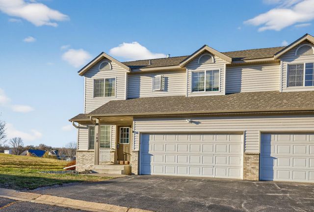 748 Baylee Place SW, Pine Island, MN 55963