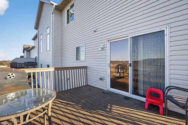 748 Baylee Place SW, Pine Island, MN 55963