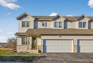 748 Baylee Place SW, Pine Island, MN 55963