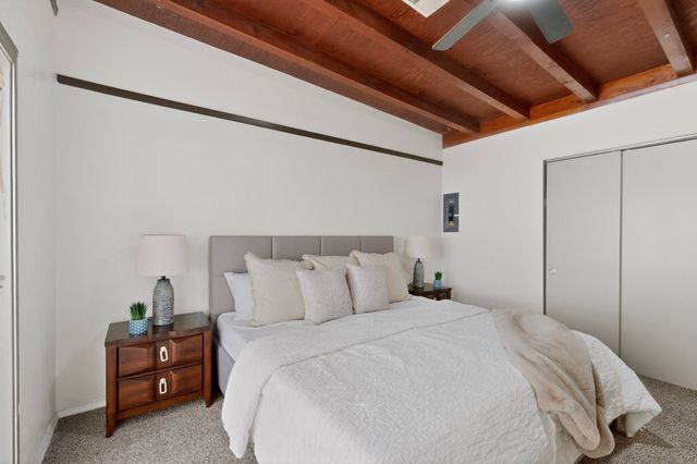 1114 Elizabeth Street NE, Albuquerque, NM 87112