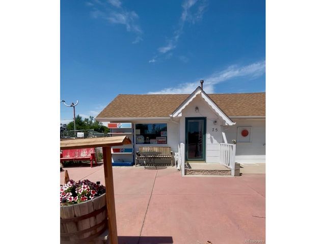 75 N Market St, Keenesburg, CO 80643