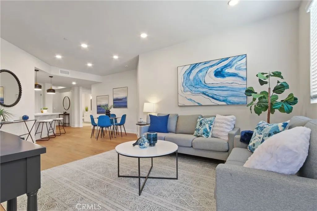 927 Deep Valley Drive 102, Rolling Hills Estates, CA 90274